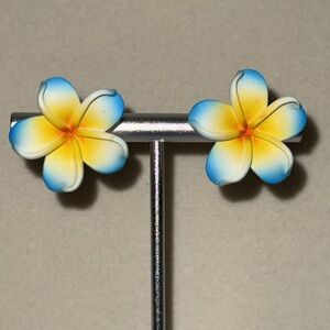 3D Hawaiian Plumeria Flower Pierced Stud Earrings Blue & Yellow